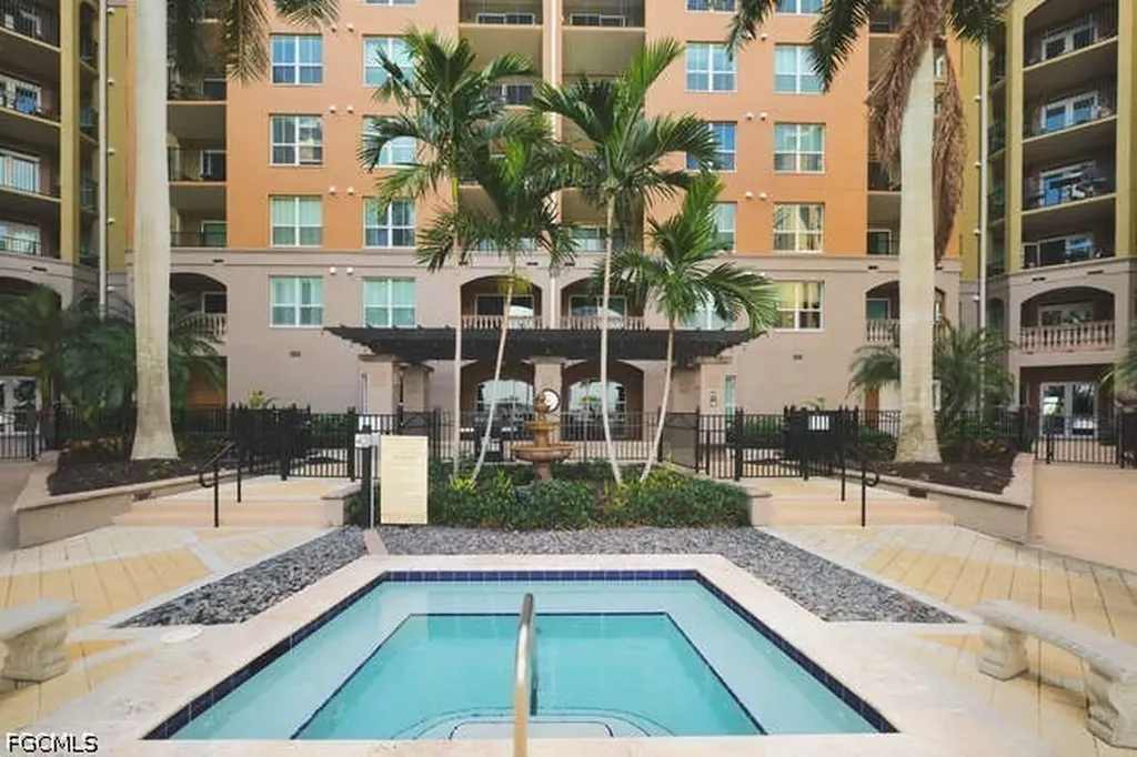 2825 Palm Beach Boulevard Fort Myers FL 33916