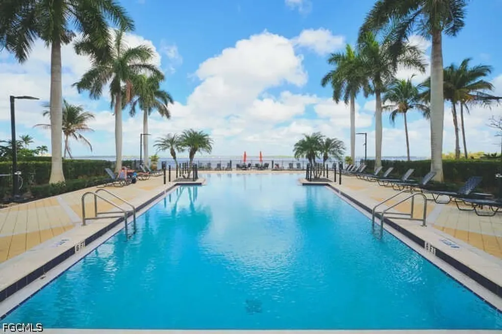 2825 Palm Beach Boulevard Fort Myers FL 33916