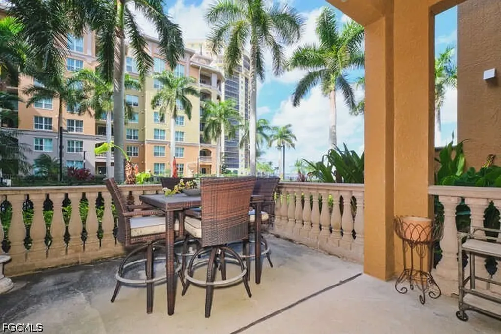 2825 Palm Beach Boulevard Fort Myers FL 33916