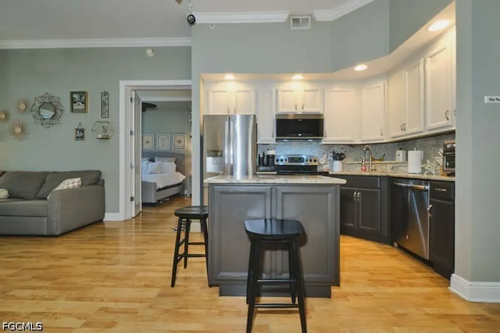 2825 Palm Beach Boulevard Fort Myers FL 33916