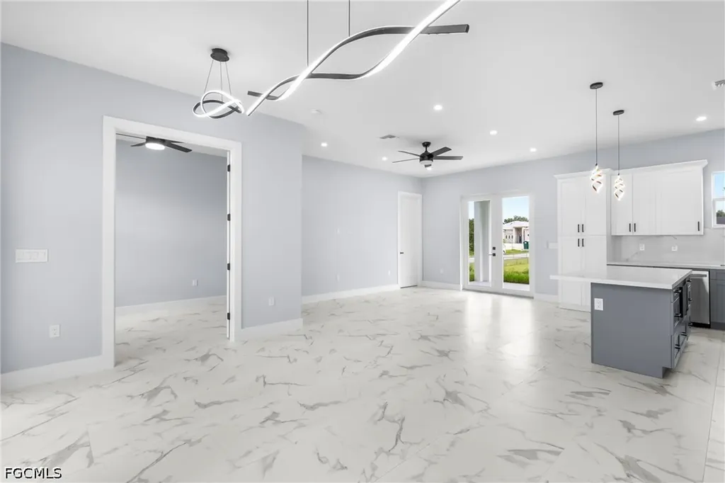 2818 42nd Street SW Lehigh Acres FL 33976