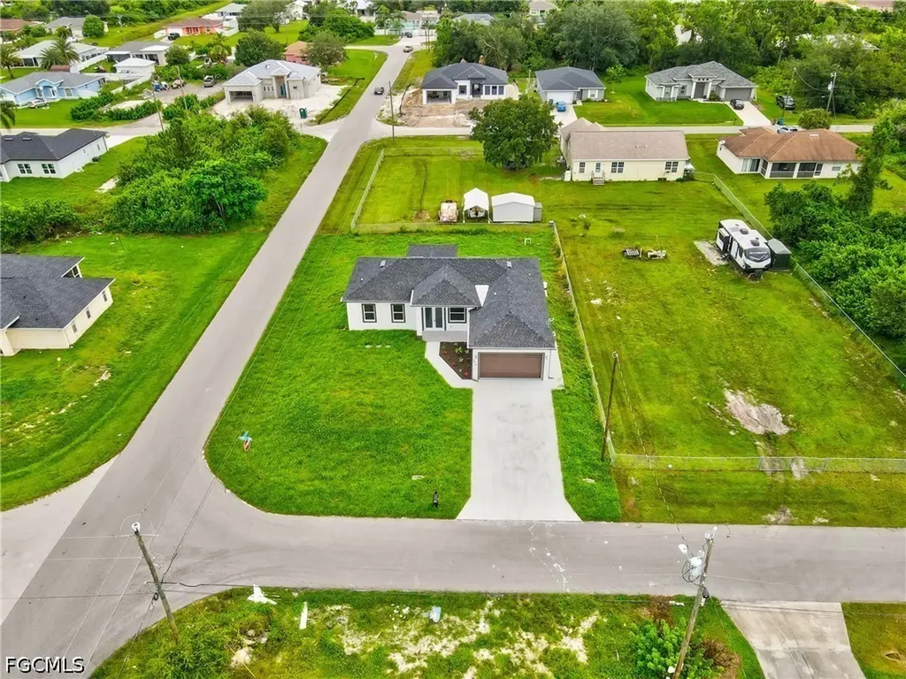 2818 42nd Street SW Lehigh Acres FL 33976