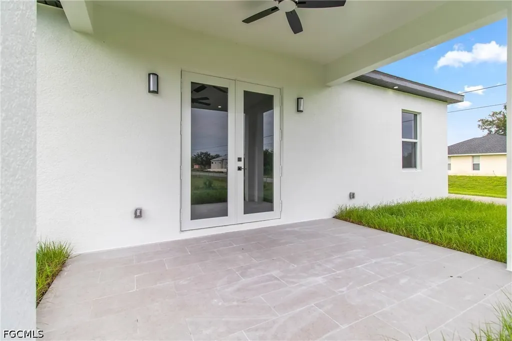2818 42nd Street SW Lehigh Acres FL 33976
