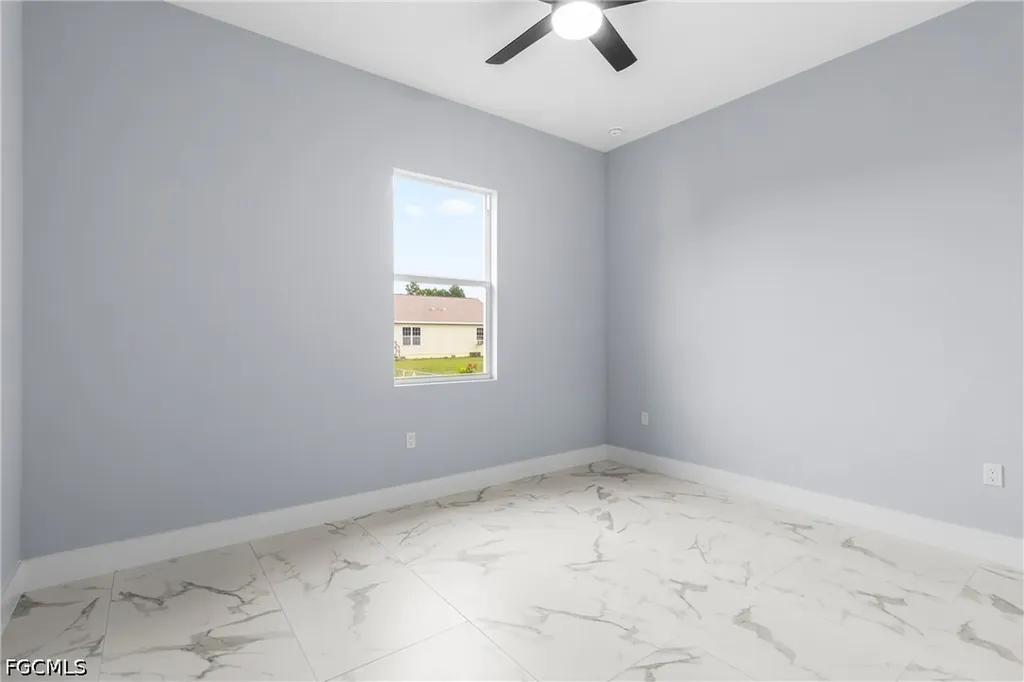 2818 42nd Street SW Lehigh Acres FL 33976