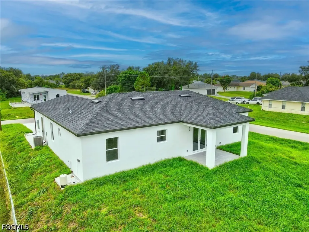2818 42nd Street SW Lehigh Acres FL 33976
