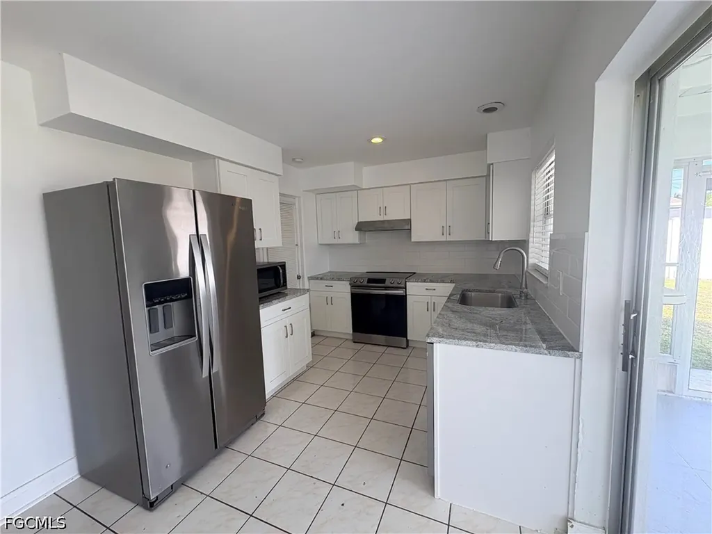 436 Bayshore Drive Cape Coral FL 33904