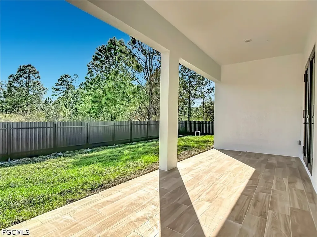 1001 W 7th Street Lehigh Acres FL 33972