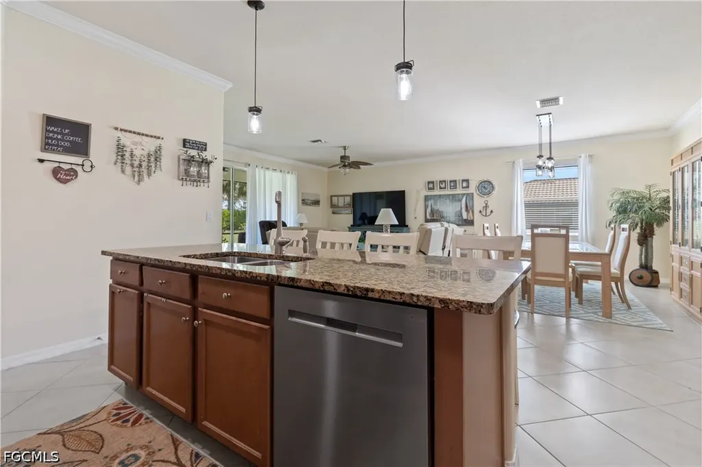 2449 Caslotti Way Cape Coral FL 33909