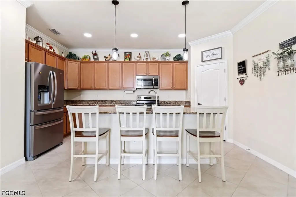 2449 Caslotti Way Cape Coral FL 33909