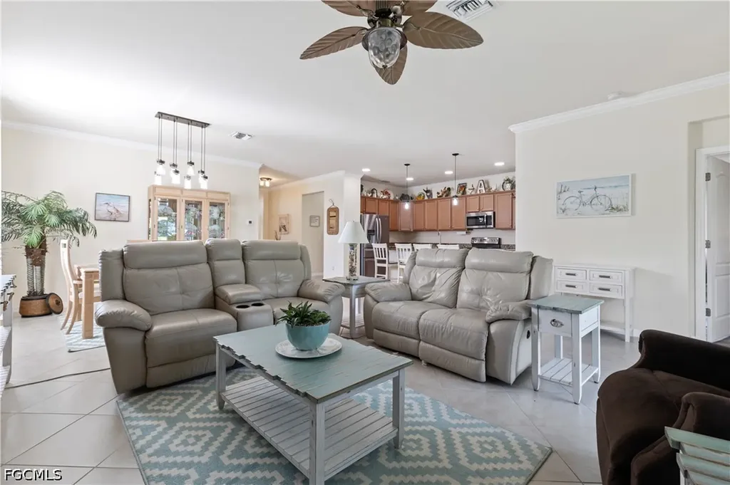 2449 Caslotti Way Cape Coral FL 33909