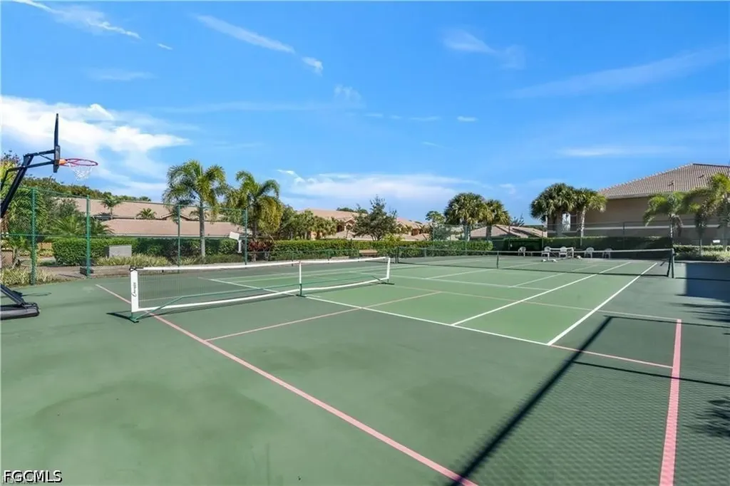 1113 Winding Pines Circle Cape Coral FL 33909