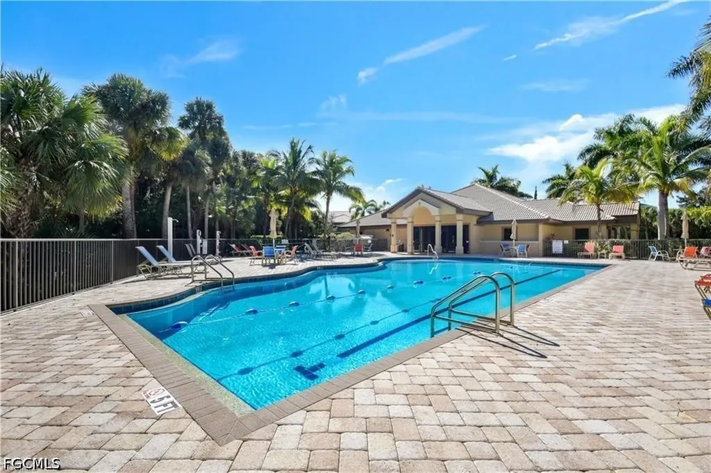 1113 Winding Pines Circle Cape Coral FL 33909