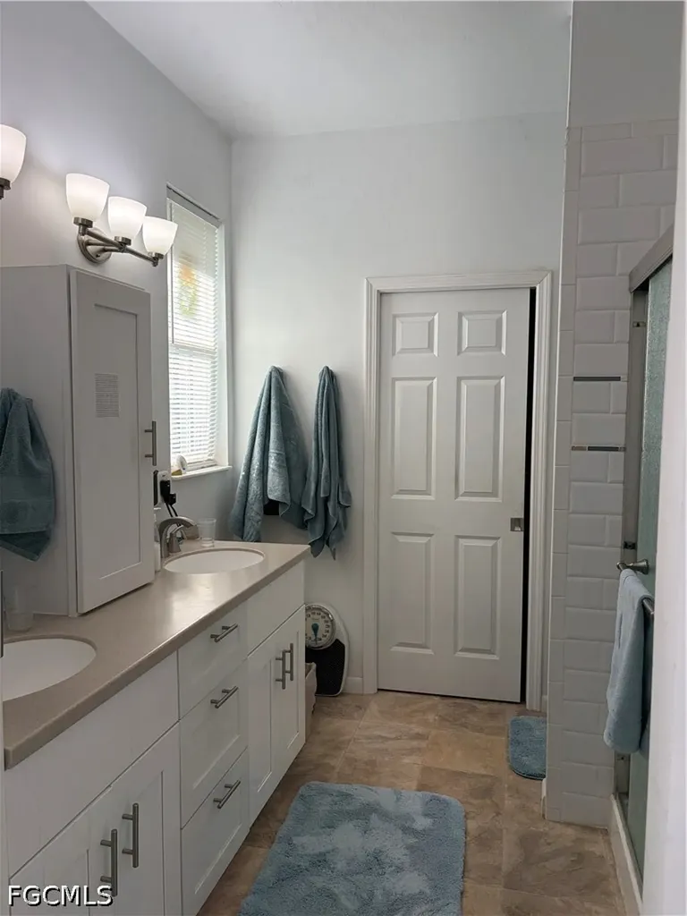 92 Evergreen Road North Fort Myers FL 33903