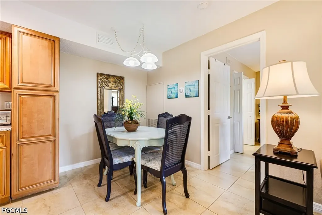 12620 Equestrian Circle Fort Myers FL 33907