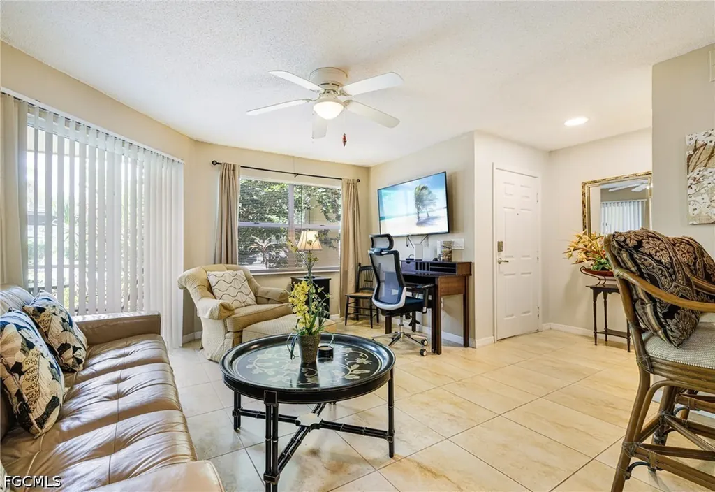 12620 Equestrian Circle Fort Myers FL 33907
