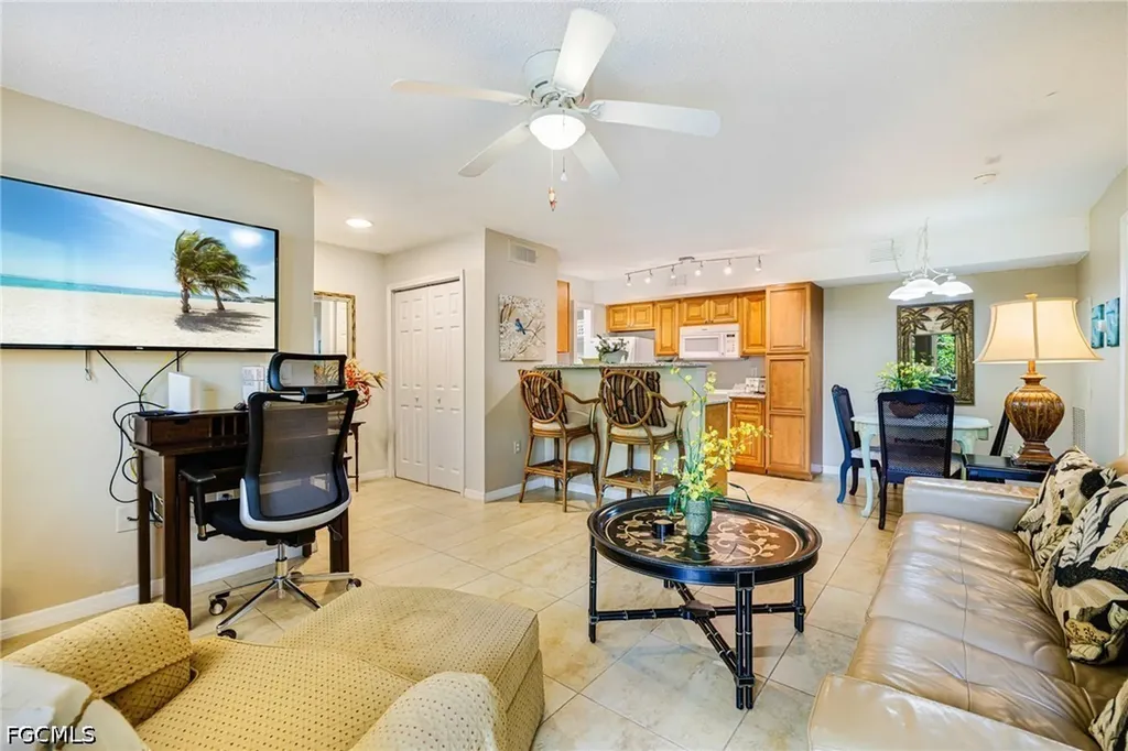 12620 Equestrian Circle Fort Myers FL 33907