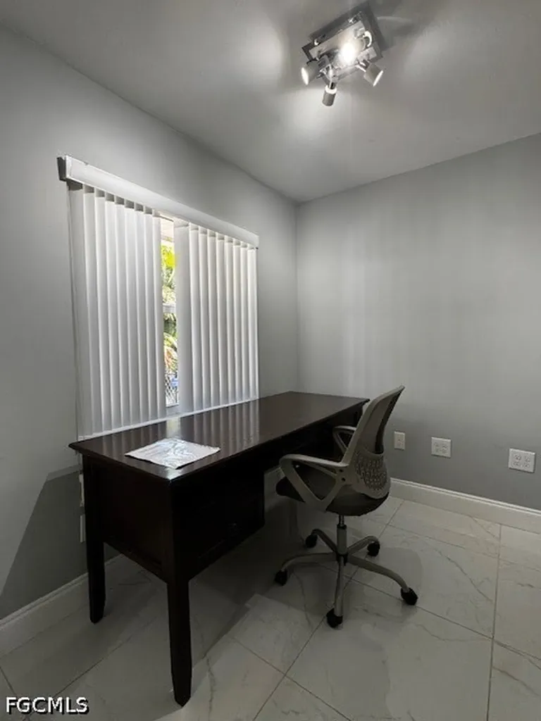 8409 Tahiti Road Fort Myers FL 33967