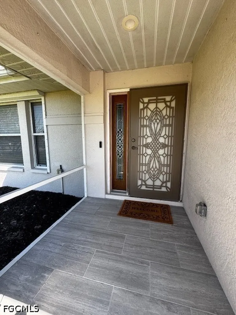 8409 Tahiti Road Fort Myers FL 33967