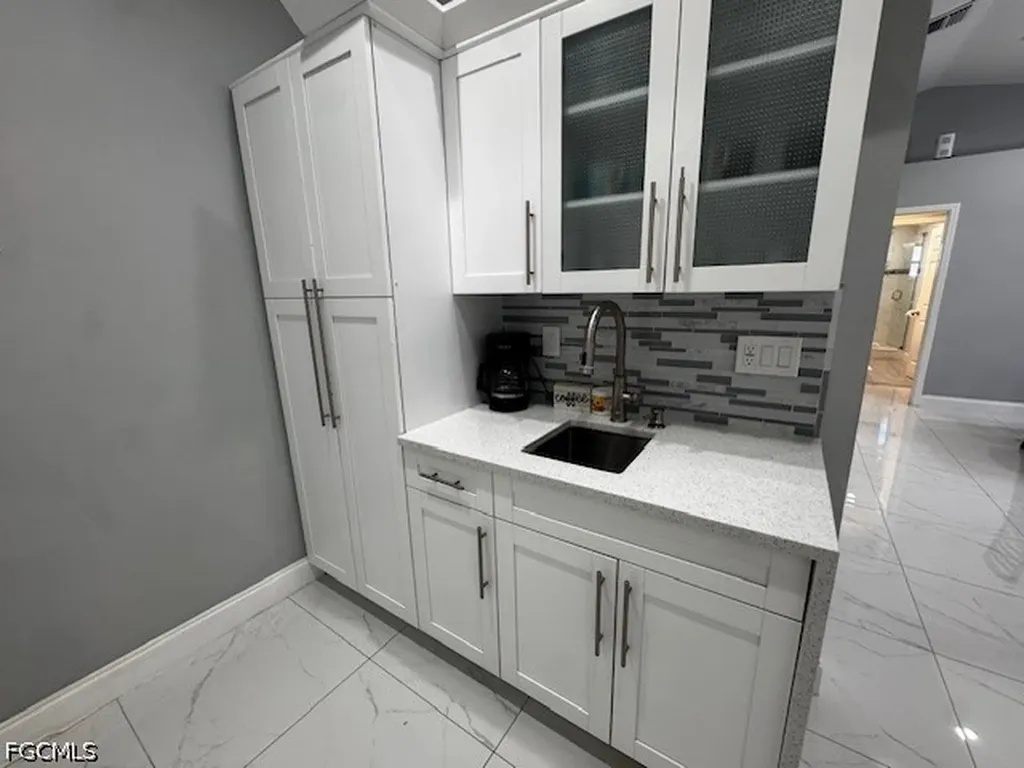 8409 Tahiti Road Fort Myers FL 33967
