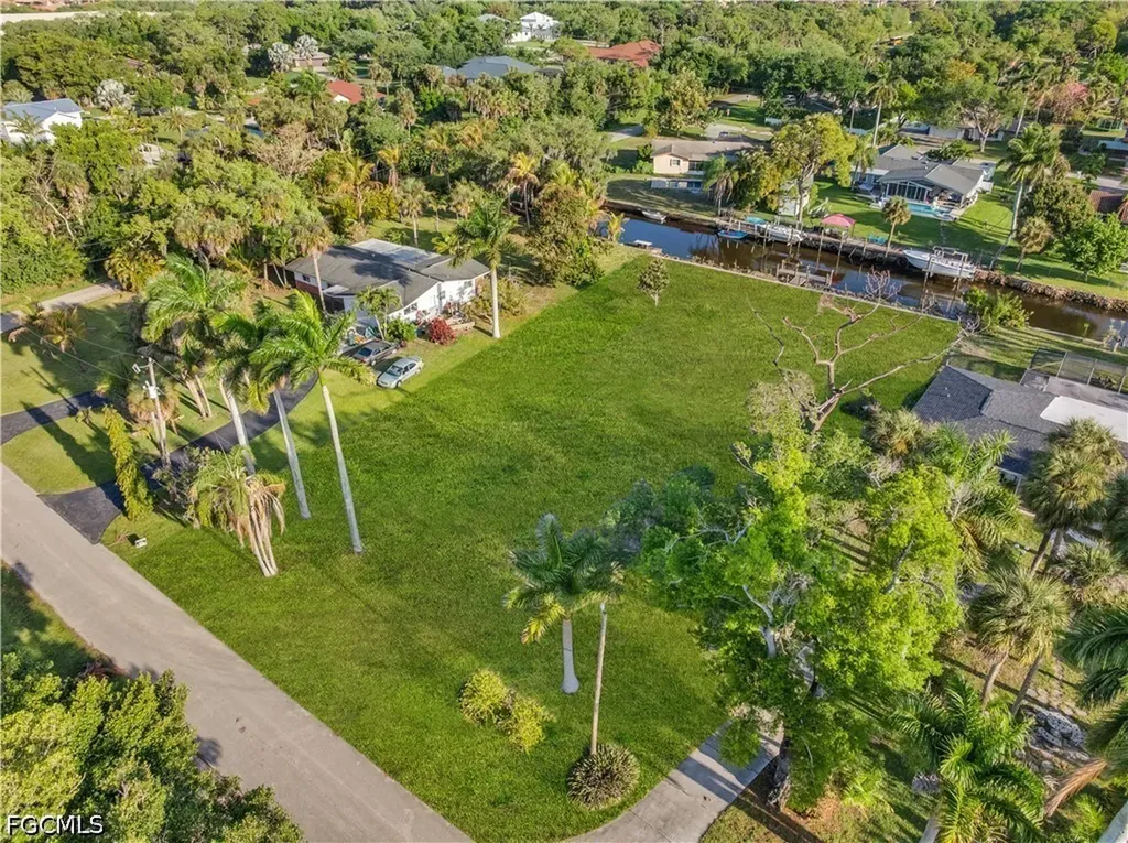 62 Wolcott Drive North Fort Myers FL 33903