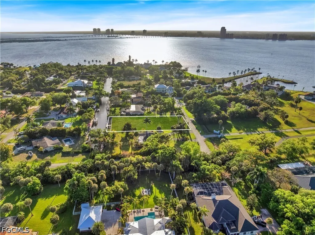 62 Wolcott Drive North Fort Myers FL 33903
