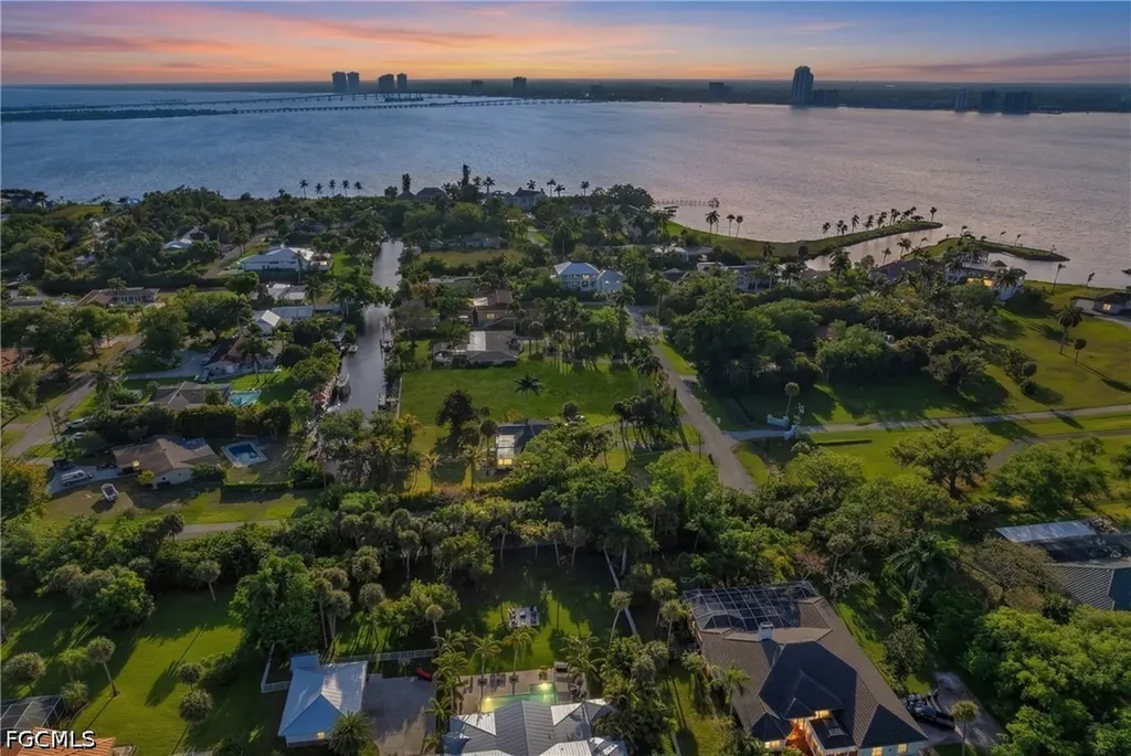 62 Wolcott Drive North Fort Myers FL 33903