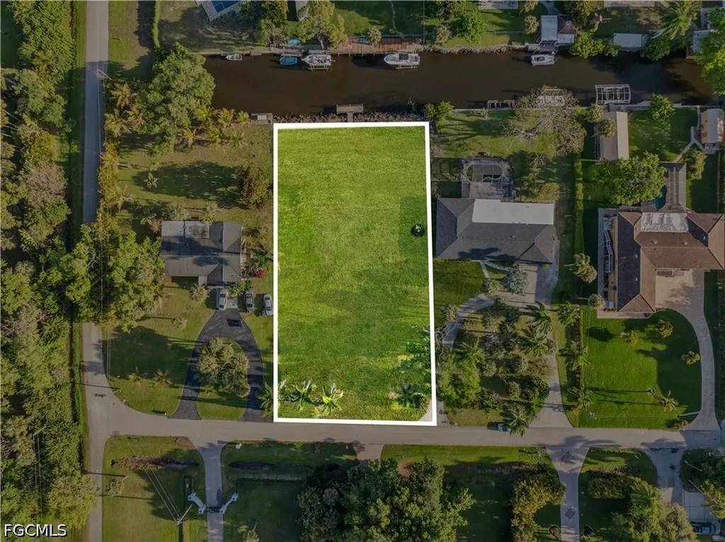 62 Wolcott Drive North Fort Myers FL 33903