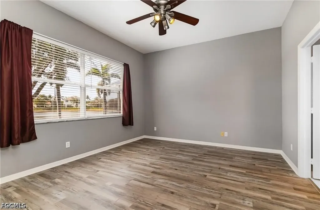 2684 Sunset Lake Drive Cape Coral FL 33909