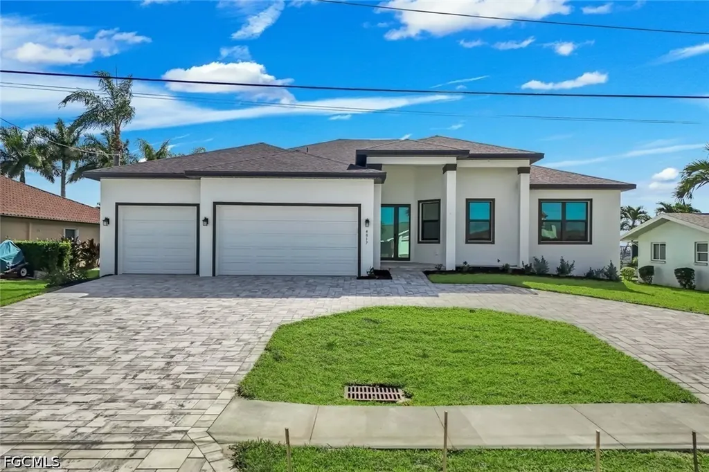 4817 Pelican Boulevard Cape Coral FL 33914