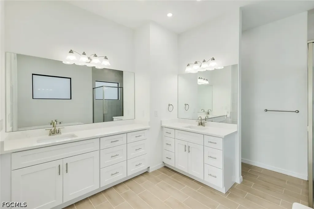4817 Pelican Boulevard Cape Coral FL 33914