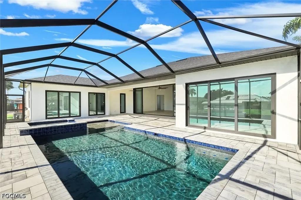 4817 Pelican Boulevard Cape Coral FL 33914