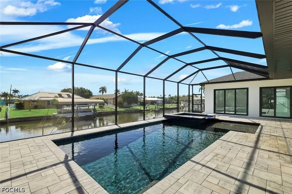 4817 Pelican Boulevard Cape Coral FL 33914
