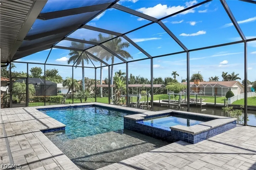 4817 Pelican Boulevard Cape Coral FL 33914