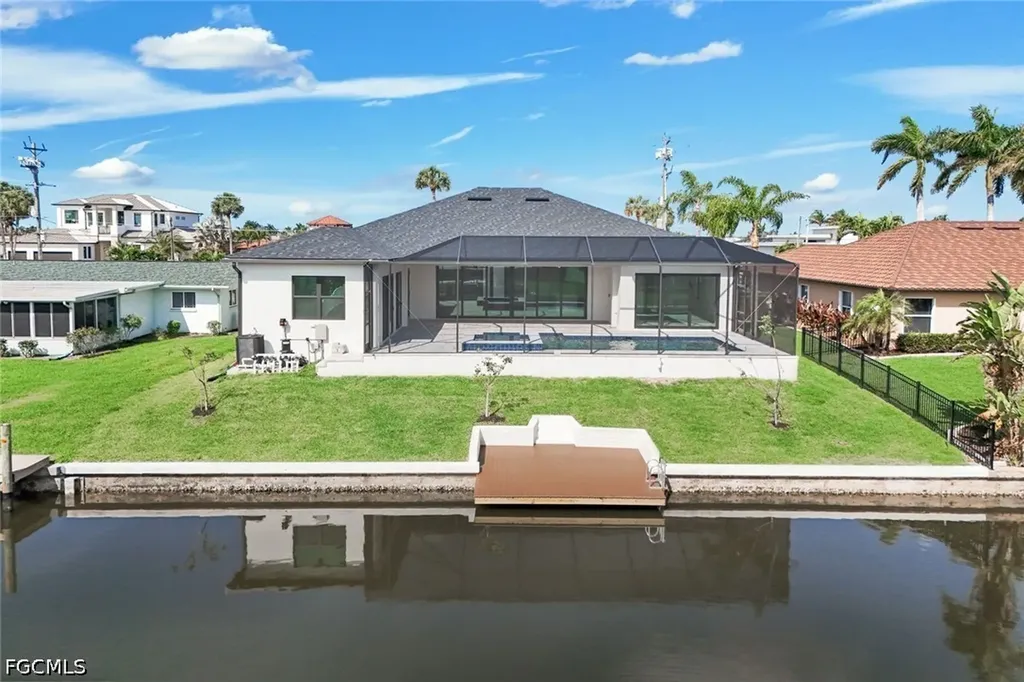 4817 Pelican Boulevard Cape Coral FL 33914