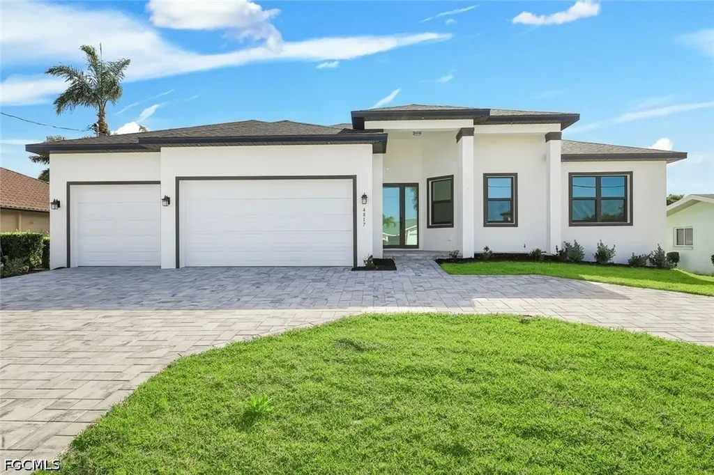 4817 Pelican Boulevard Cape Coral FL 33914