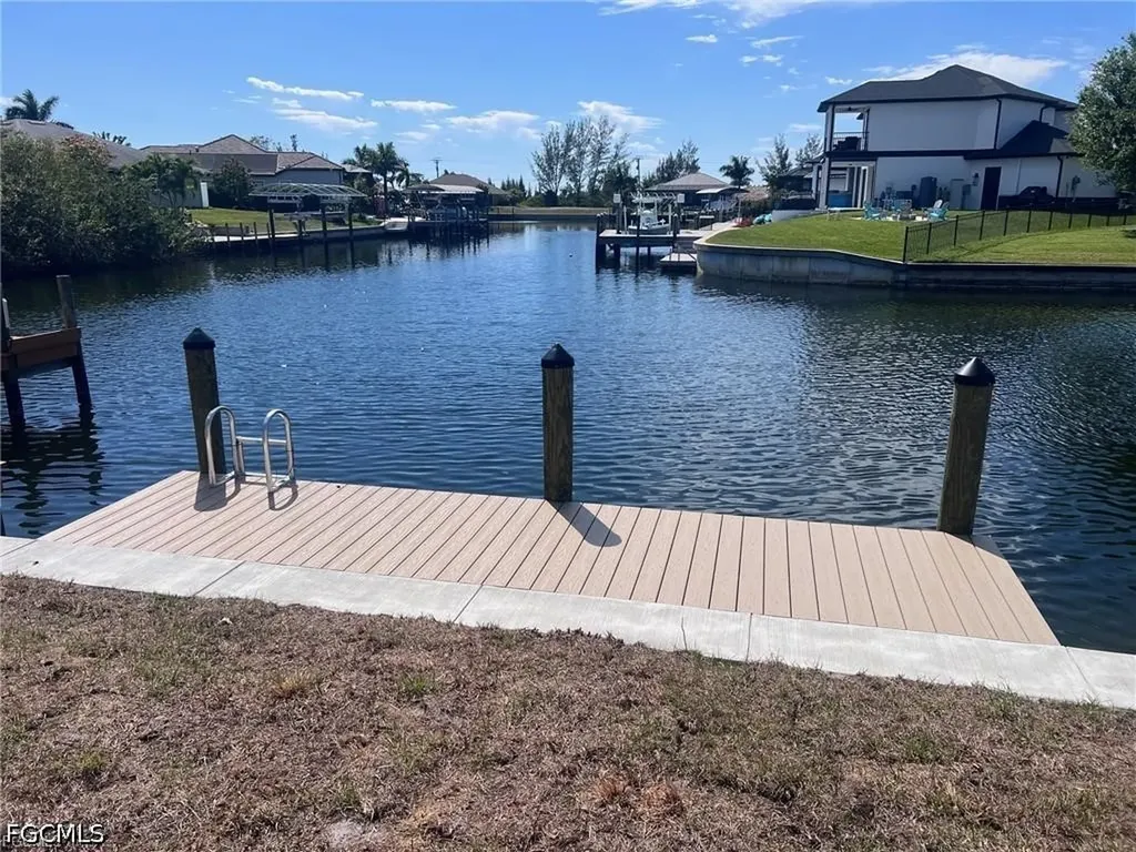 512 NW 38th Place Cape Coral FL 33993