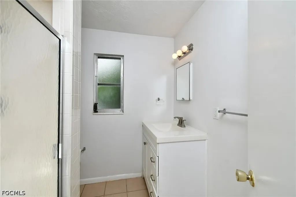 25 Maple Avenue N Lehigh Acres FL 33936