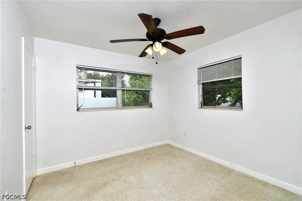 25 Maple Avenue N Lehigh Acres FL 33936