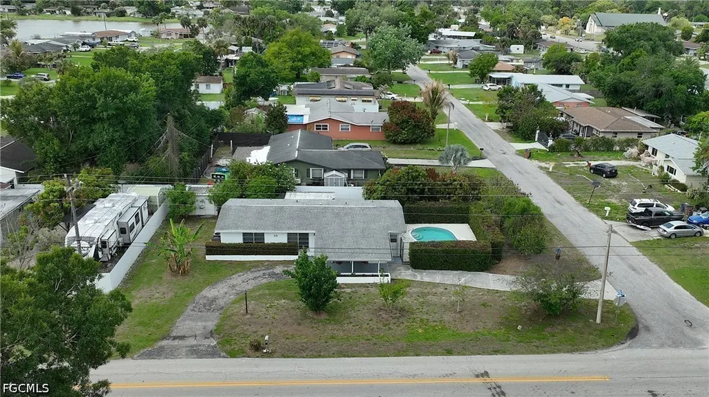 25 Maple Avenue N Lehigh Acres FL 33936