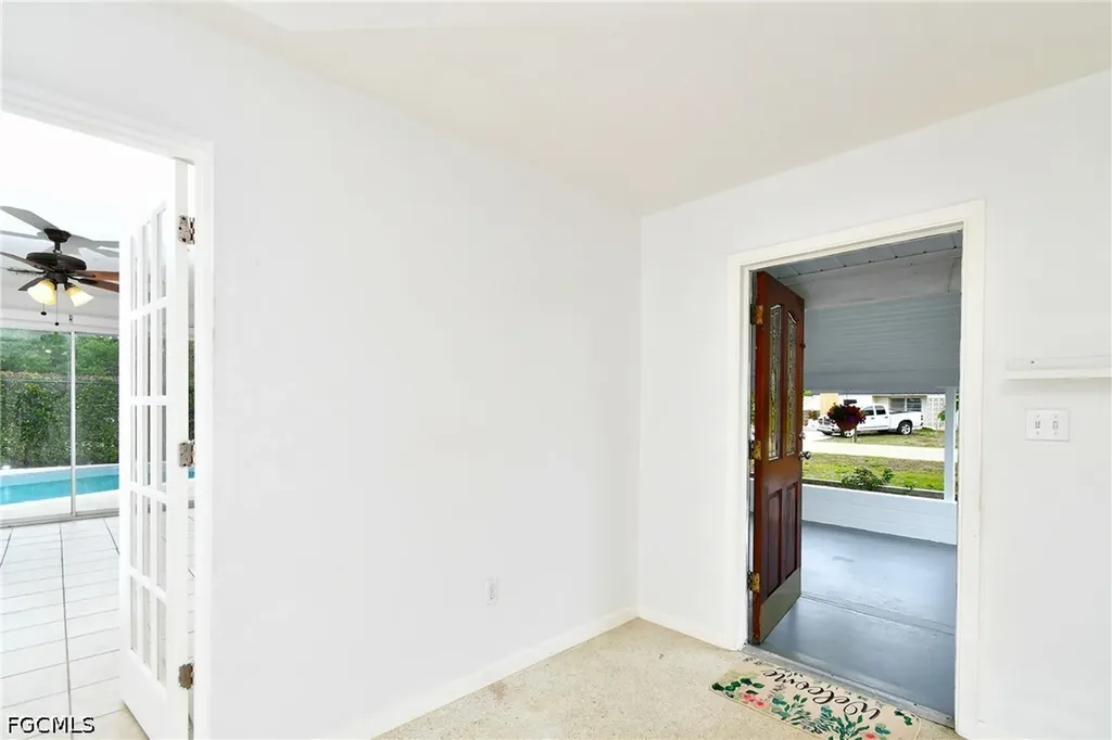 25 Maple Avenue N Lehigh Acres FL 33936