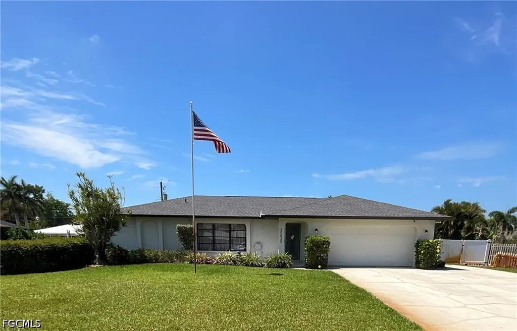 20620 Pine Tree Lane Estero FL 33928