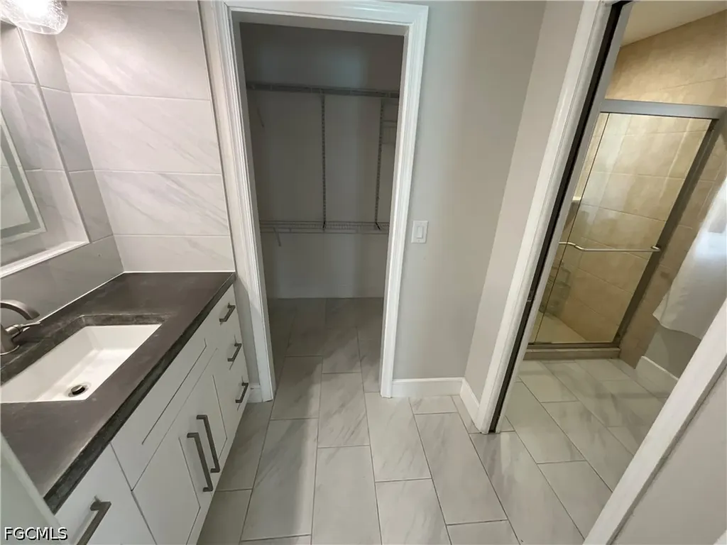 20620 Pine Tree Lane Estero FL 33928