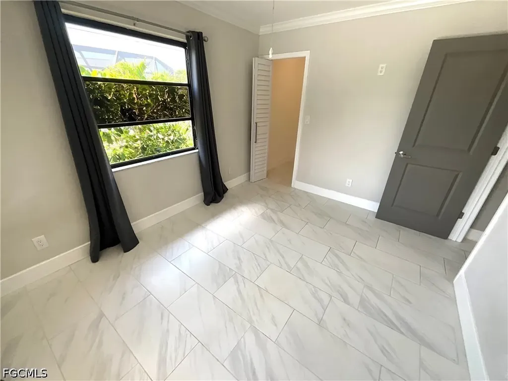 20620 Pine Tree Lane Estero FL 33928