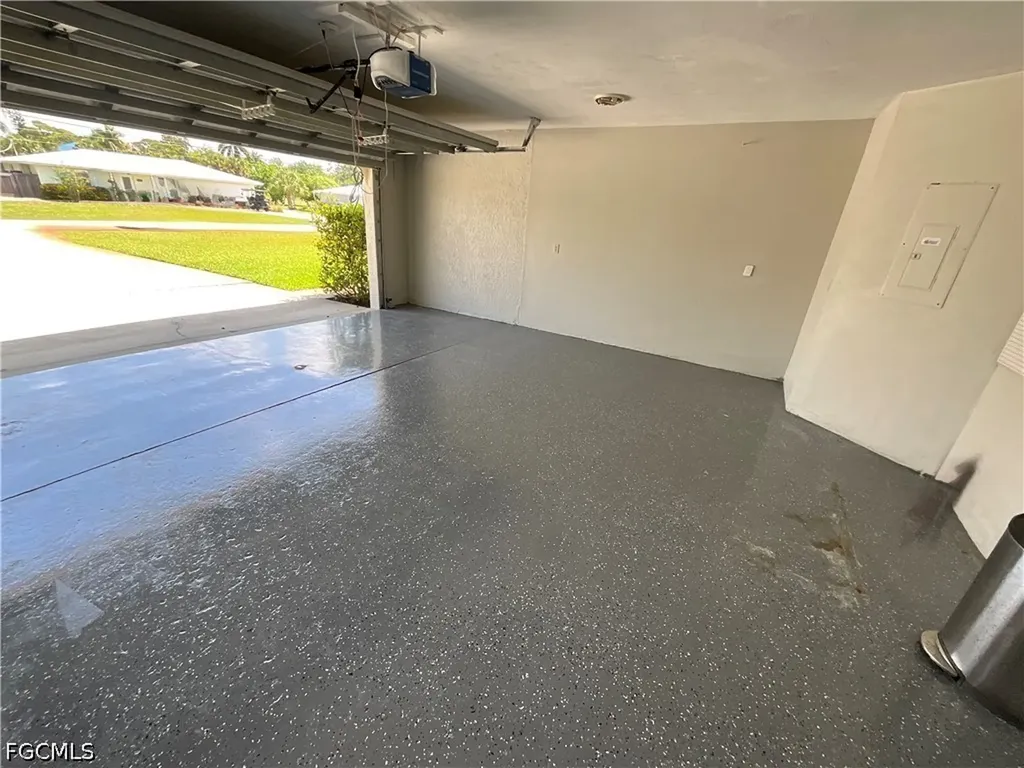 20620 Pine Tree Lane Estero FL 33928