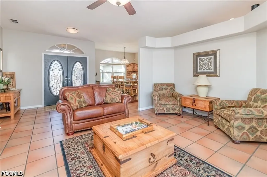 1323 SW 27th Terrace Cape Coral FL 33914