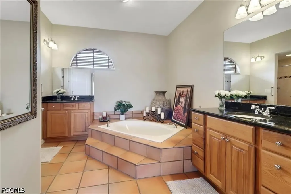 1323 SW 27th Terrace Cape Coral FL 33914