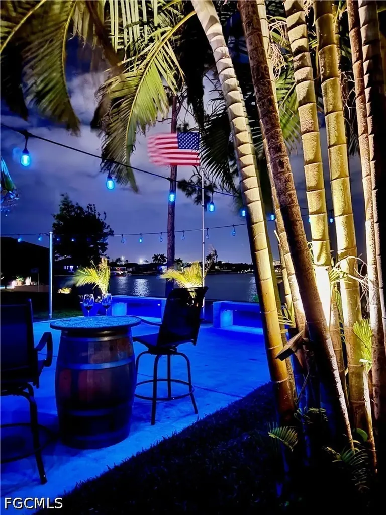 1323 SW 27th Terrace Cape Coral FL 33914