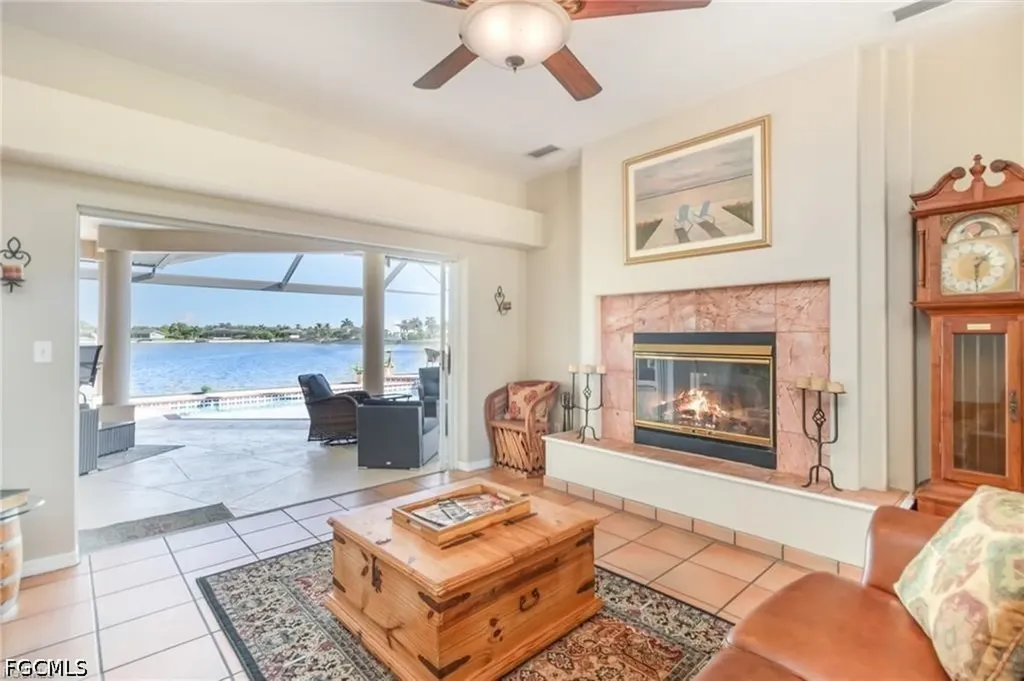 1323 SW 27th Terrace Cape Coral FL 33914