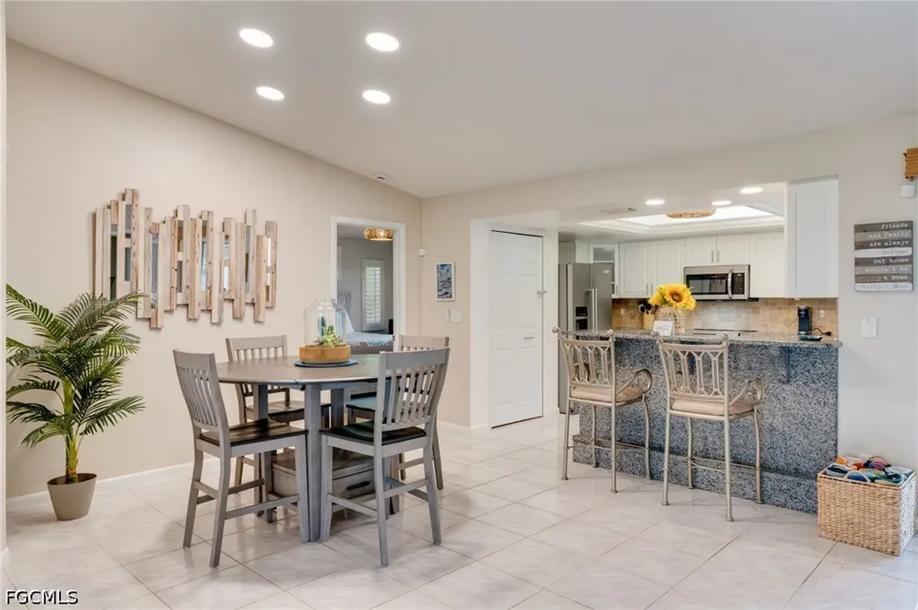 2912 SW 1st Terrace Cape Coral FL 33991