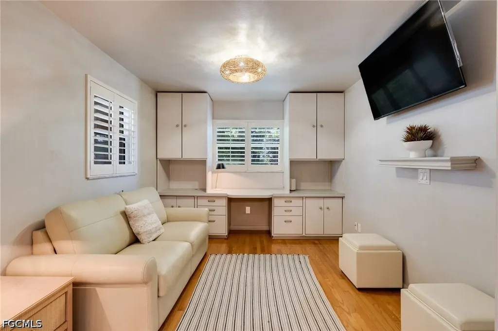 2912 SW 1st Terrace Cape Coral FL 33991